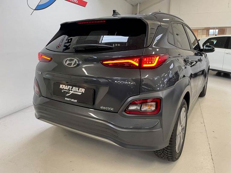 Hyundai Kona 64 EV Essential