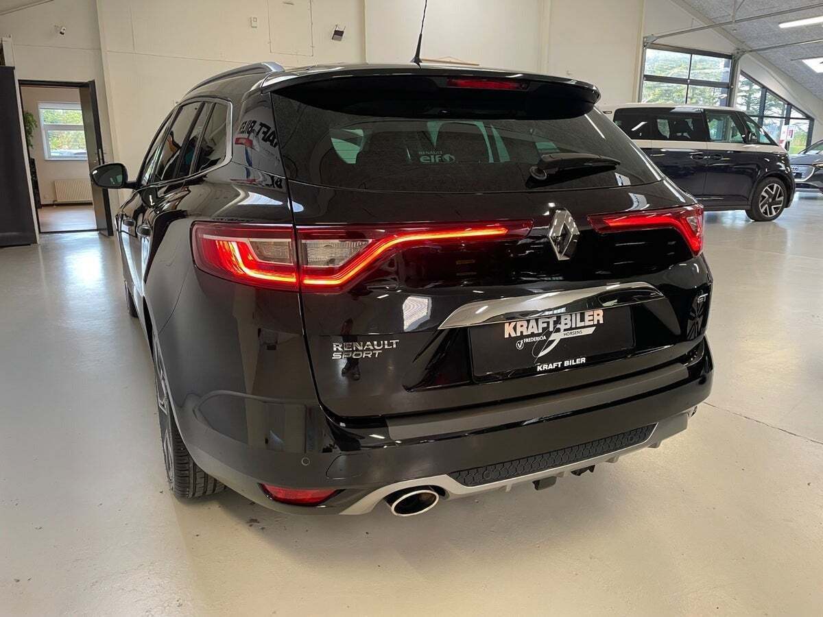 Renault Megane IV 1,6 TCe 205 GT Sport Tourer EDC