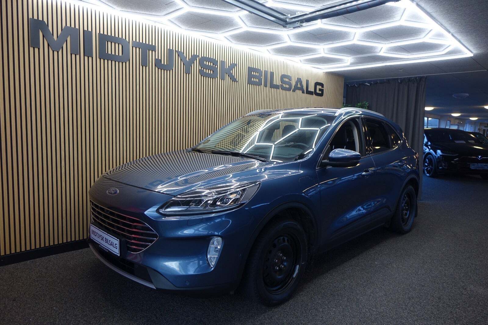 Ford Kuga 2,5 PHEV Titanium X CVT