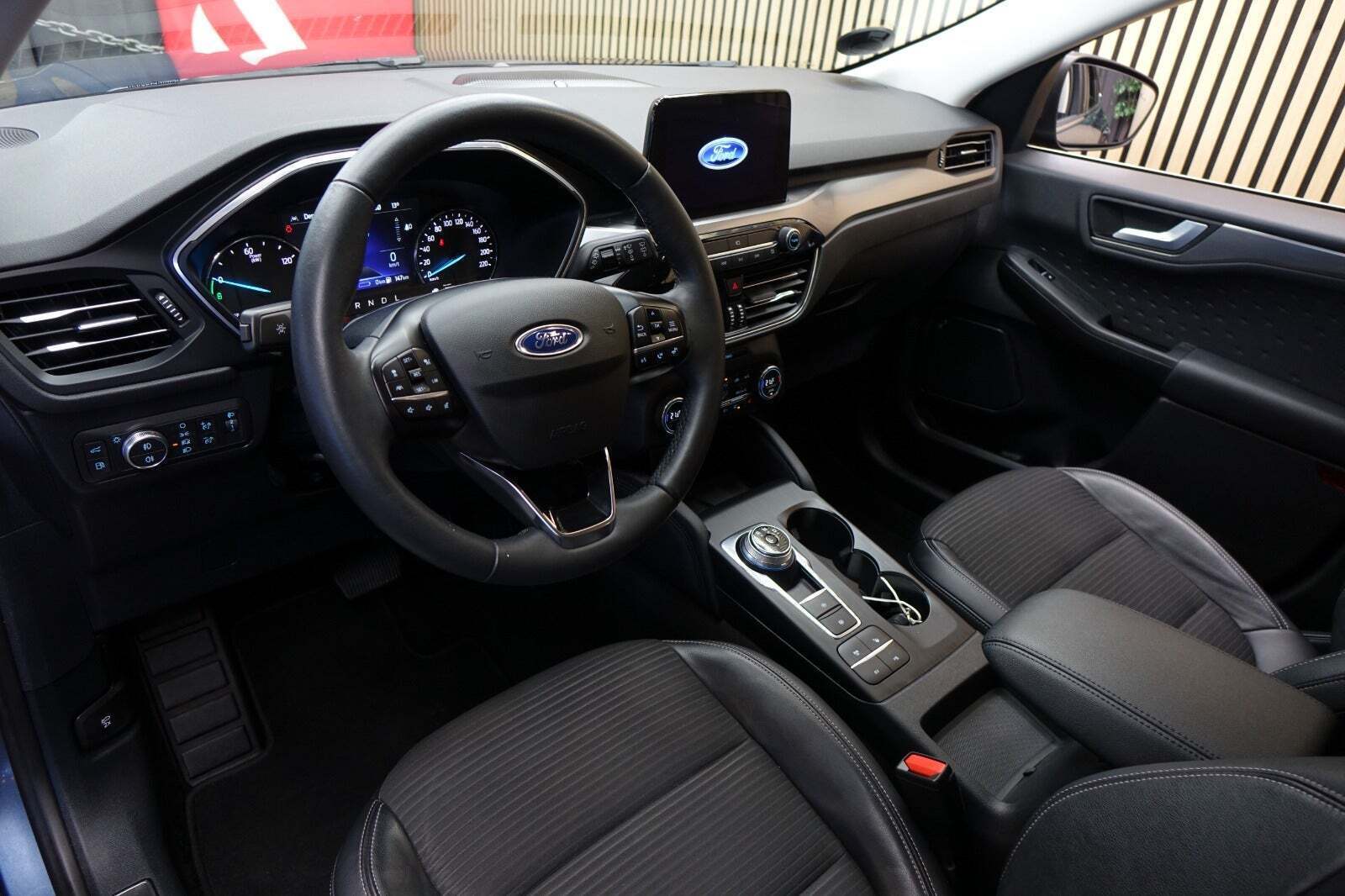 Ford Kuga 2,5 PHEV Titanium X CVT