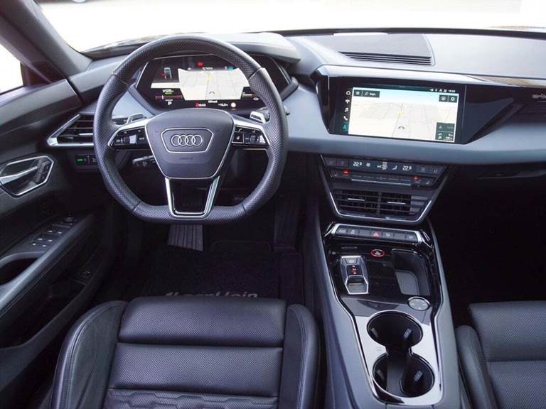 Audi e-tron GT quattro