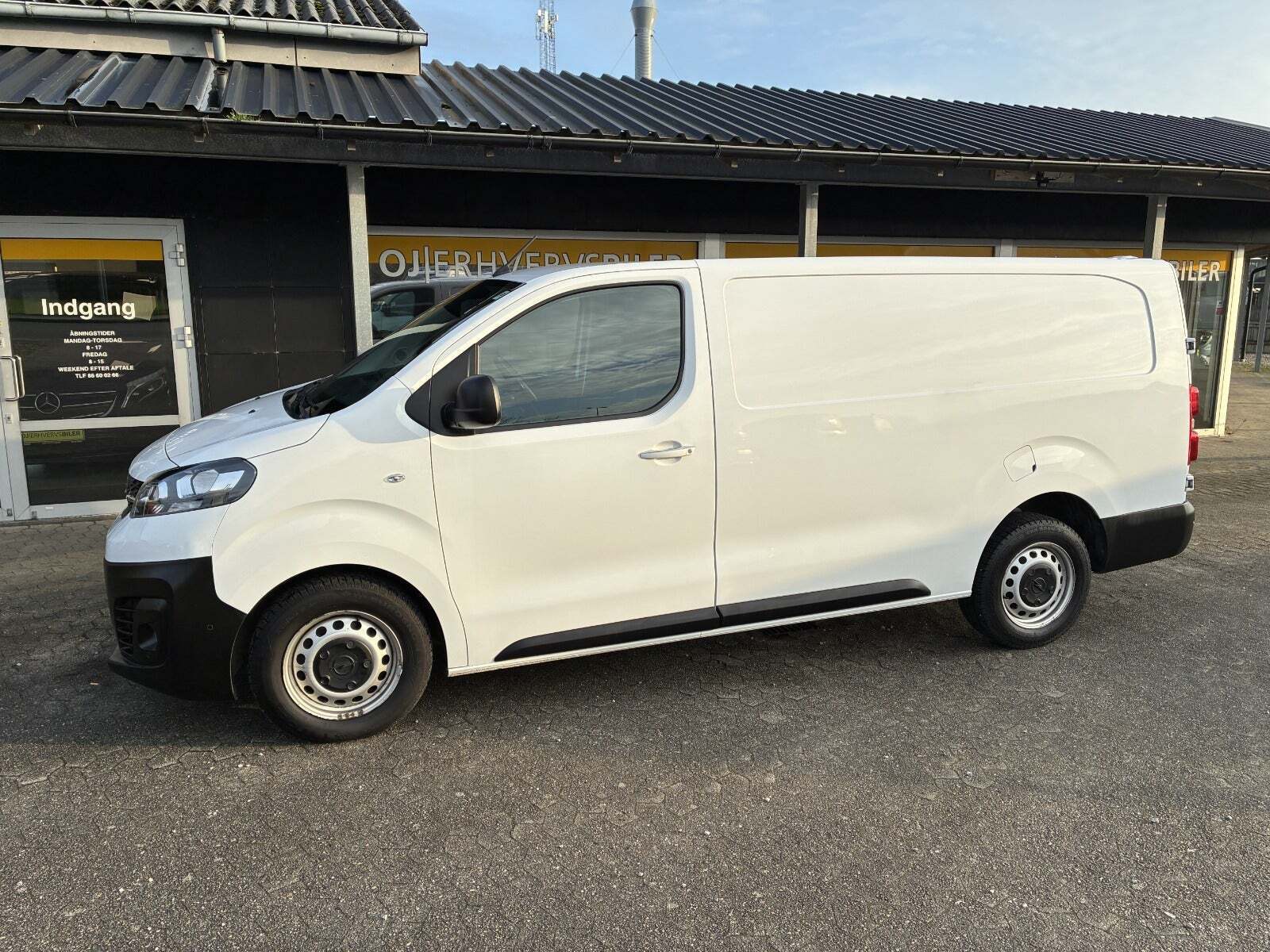 Opel Vivaro 2,0 D 145 Enjoy L3V2 aut.