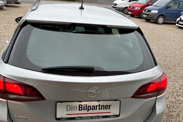 undefined Opel Astra fra 2021