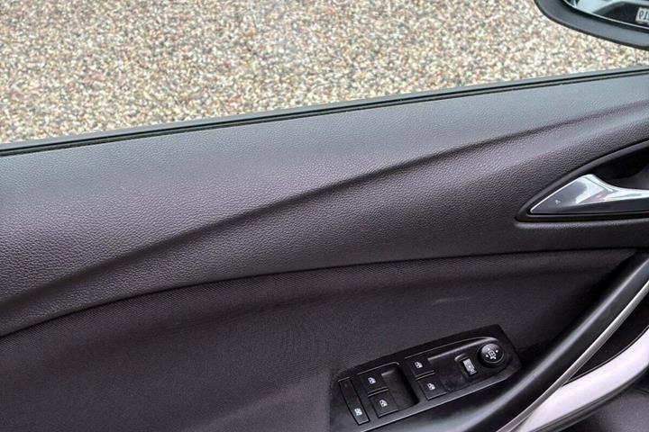 undefined Opel Astra fra 2021