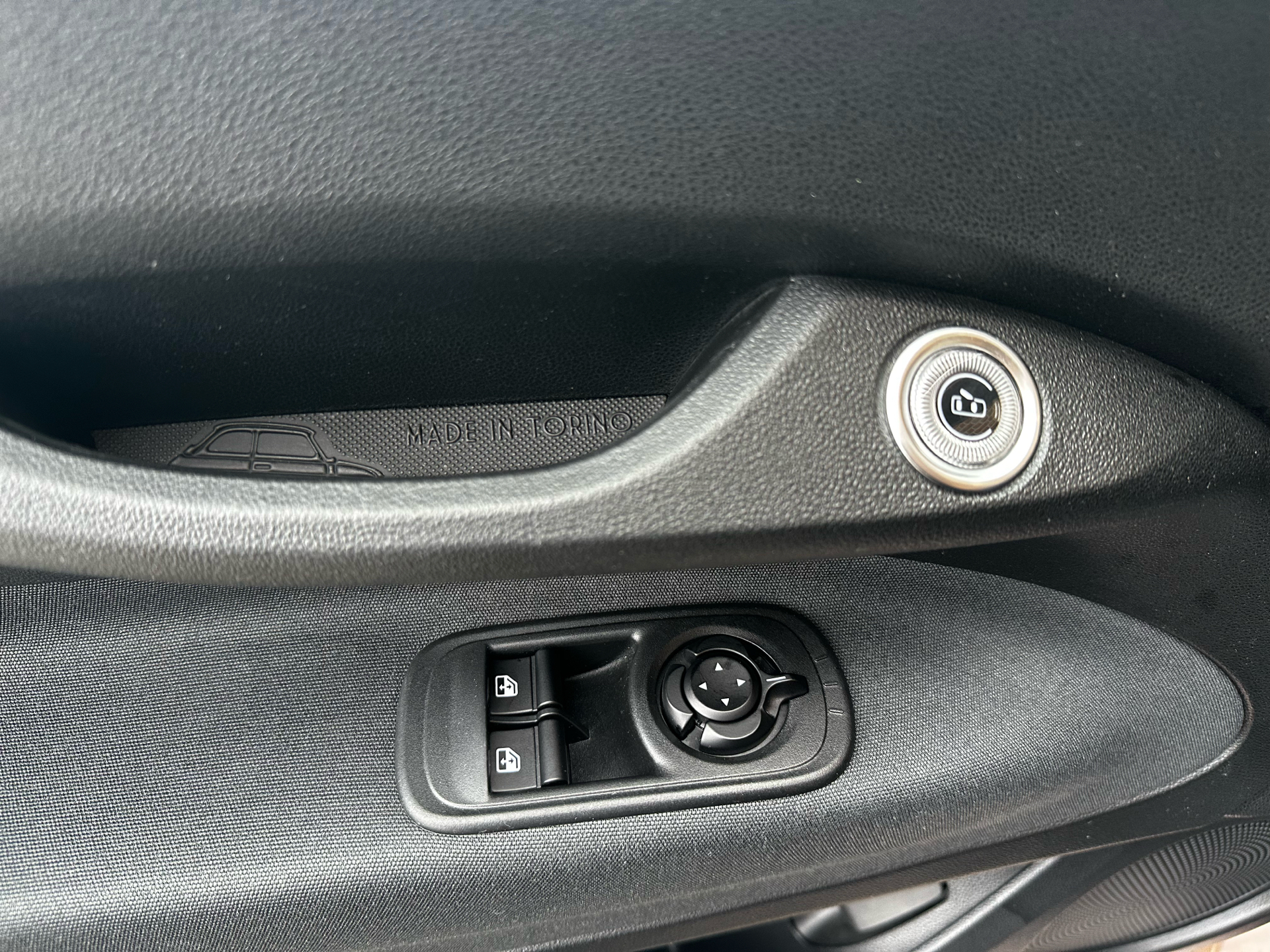 undefined Fiat 500e fra 2023