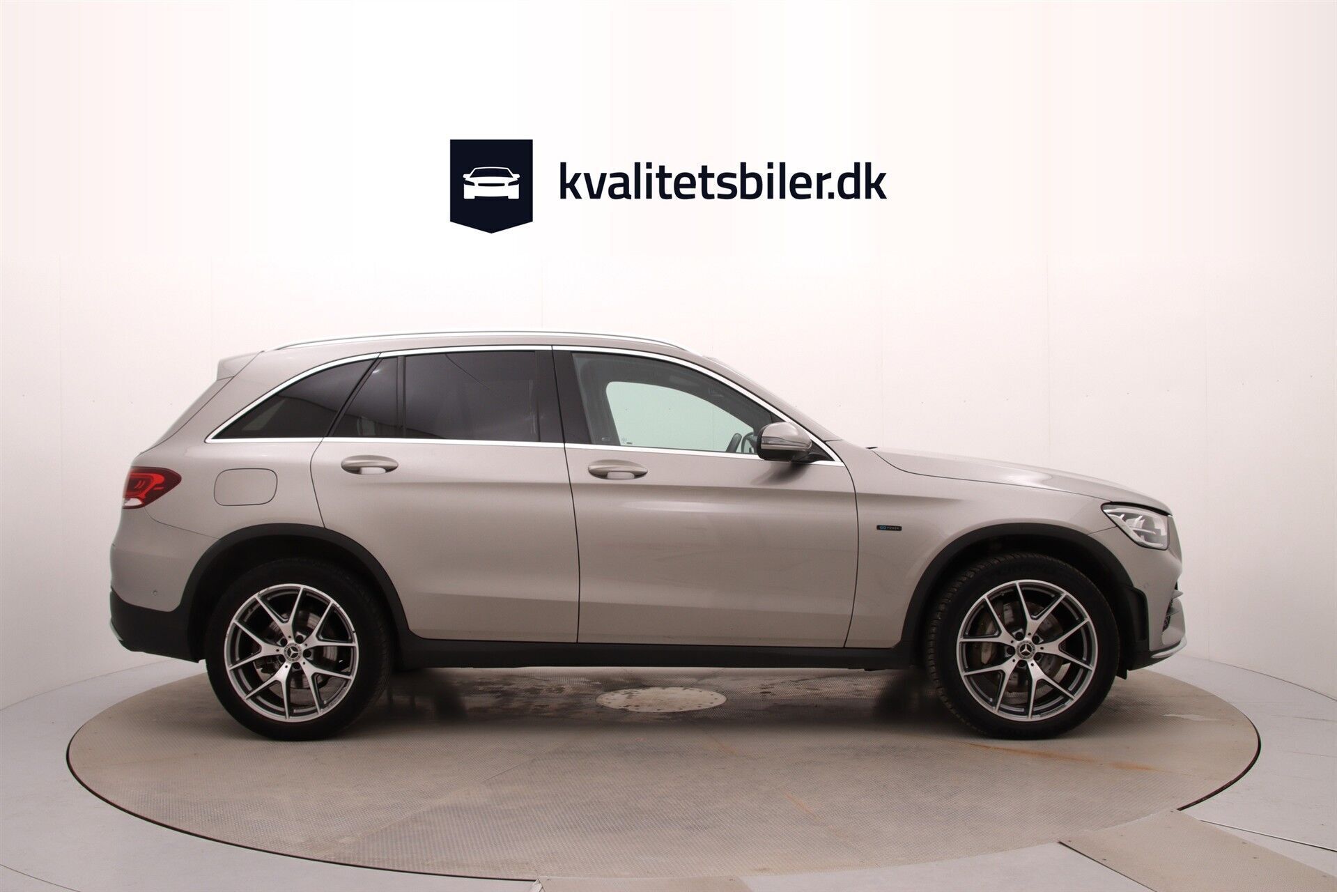 Mercedes GLC300 e 2,0 Plugin-hybrid AMG Line 4Matic 9G-Tronic 320HK 5d 9g Aut.