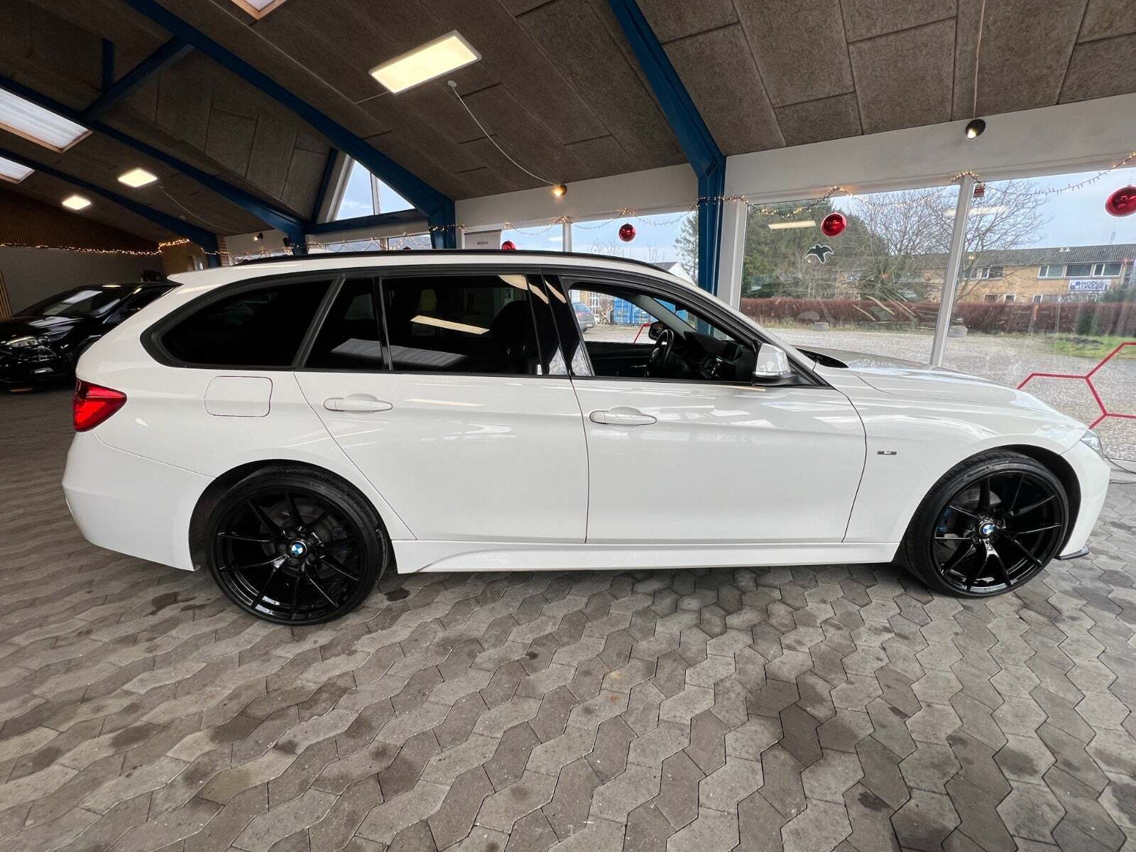 BMW 318d 2,0 Touring Sport Line aut.