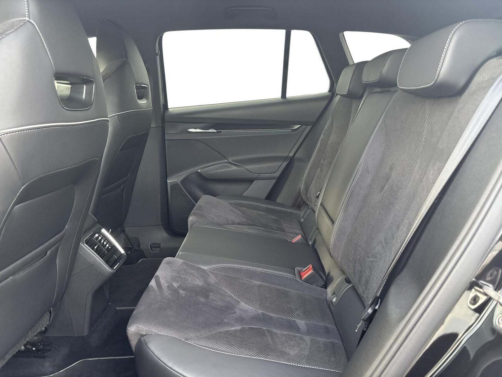 Skoda Enyaq 60 iV Sportline