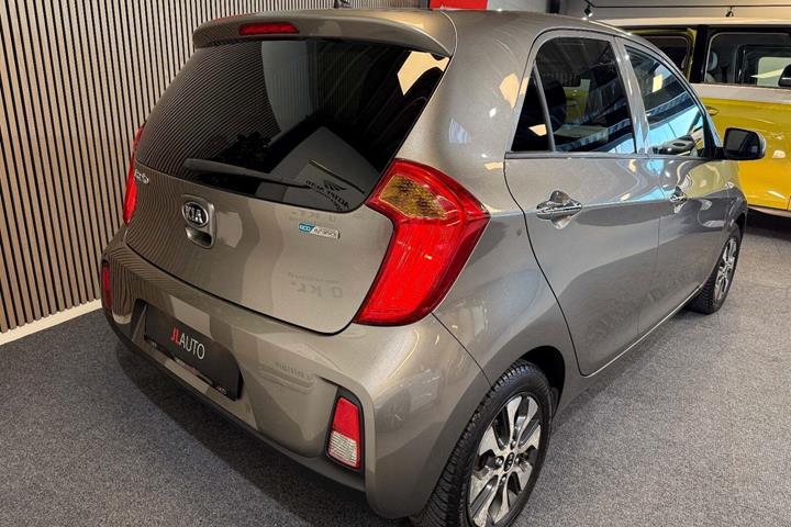 Grå Kia Picanto fra 2016