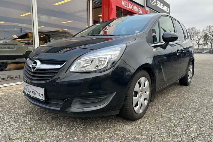 Sort Opel Meriva fra 2014