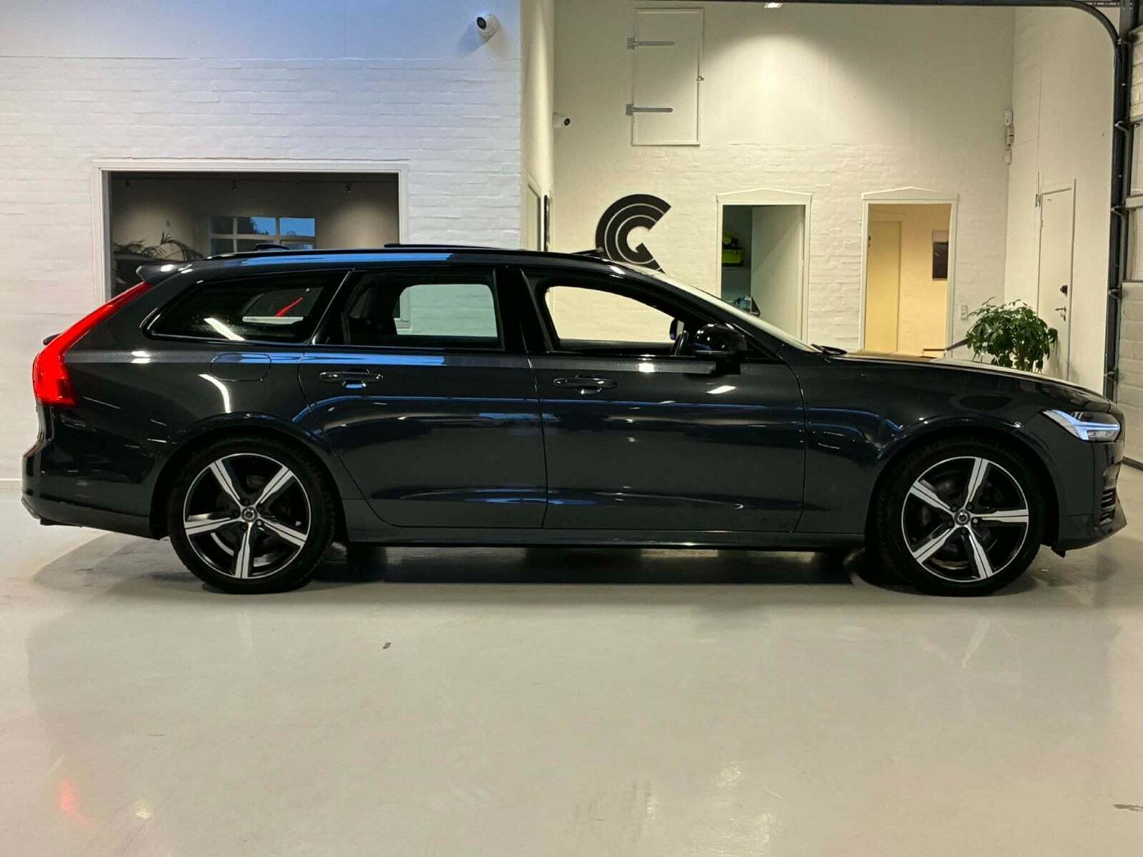 Volvo V90 2,0 T8 ReCharge R-Design aut. AWD