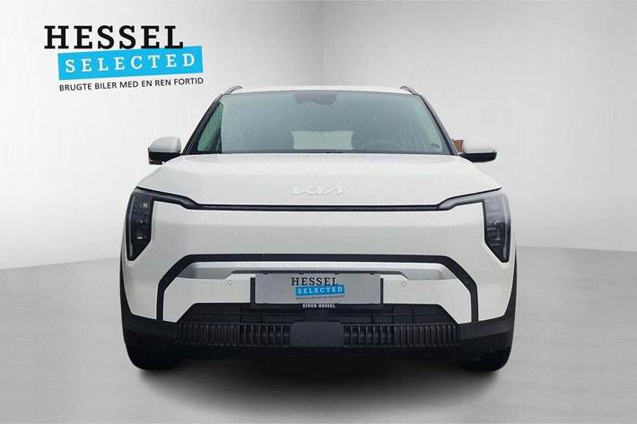 Beige Kia EV3 fra 2025