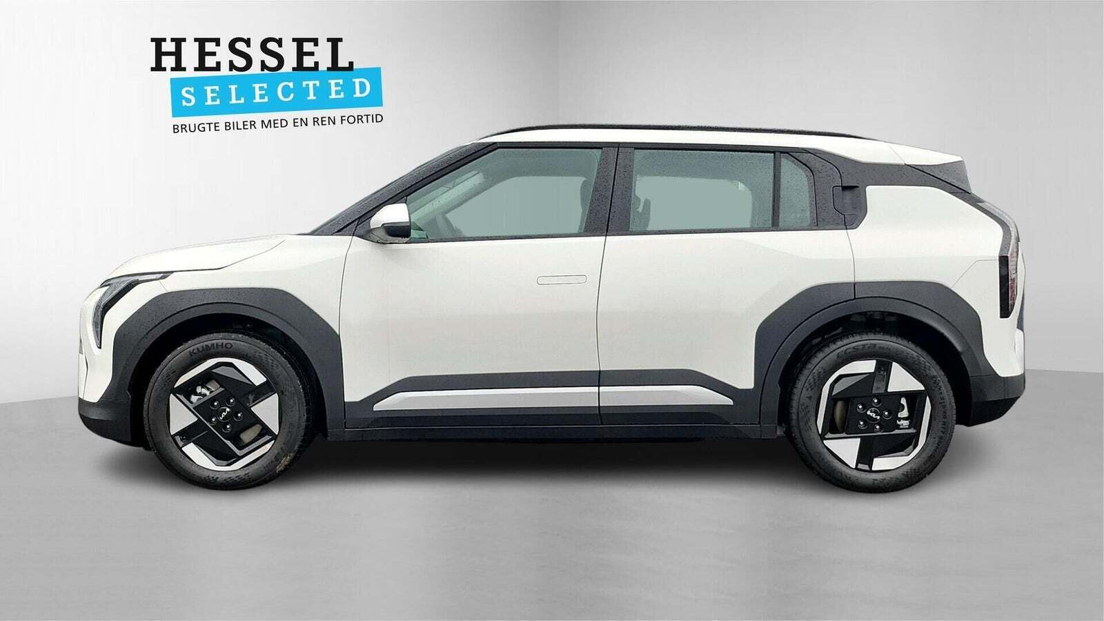 Beige Kia EV3 fra 2025