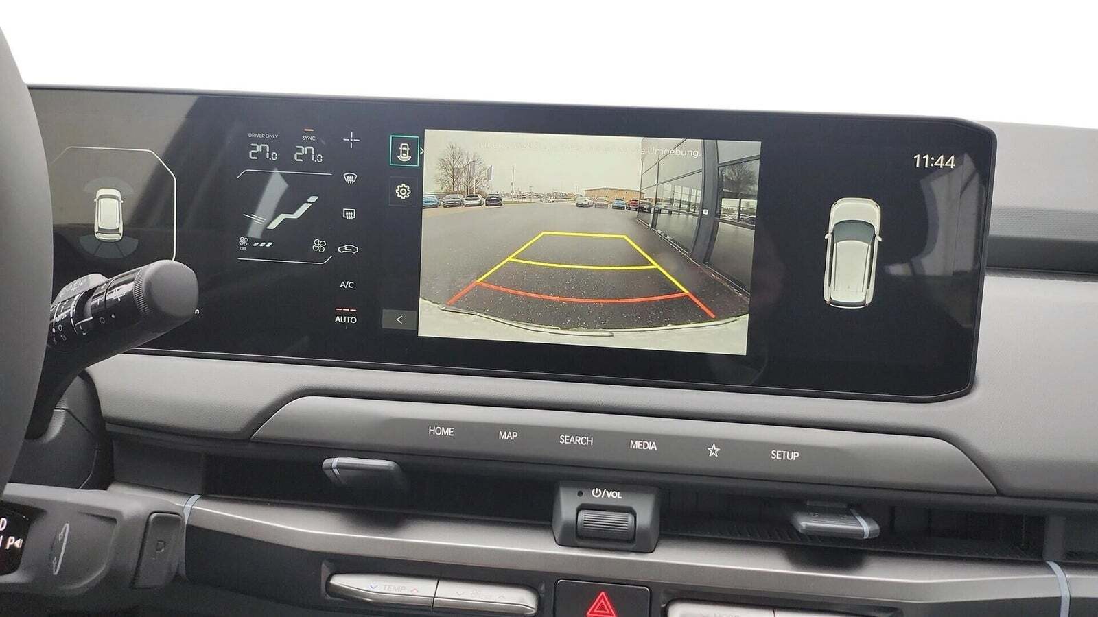 Beige Kia EV3 fra 2025