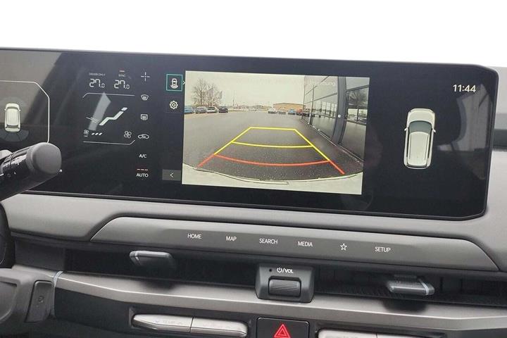 Beige Kia EV3 fra 2025