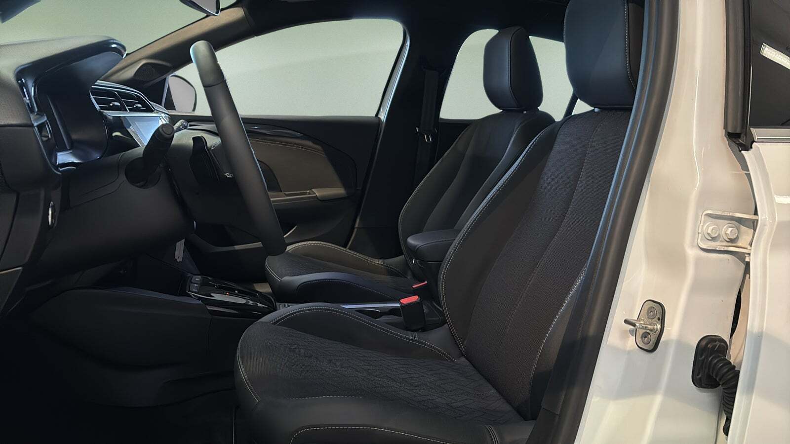 Opel Corsa 1,2 T 100 Elegance Sky aut.