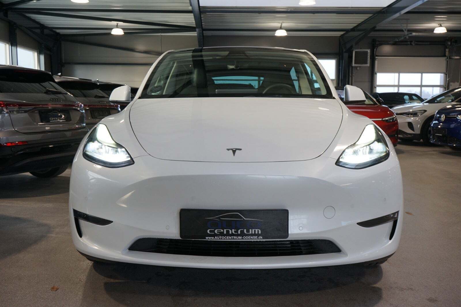 Tesla Model Y Long Range AWD
