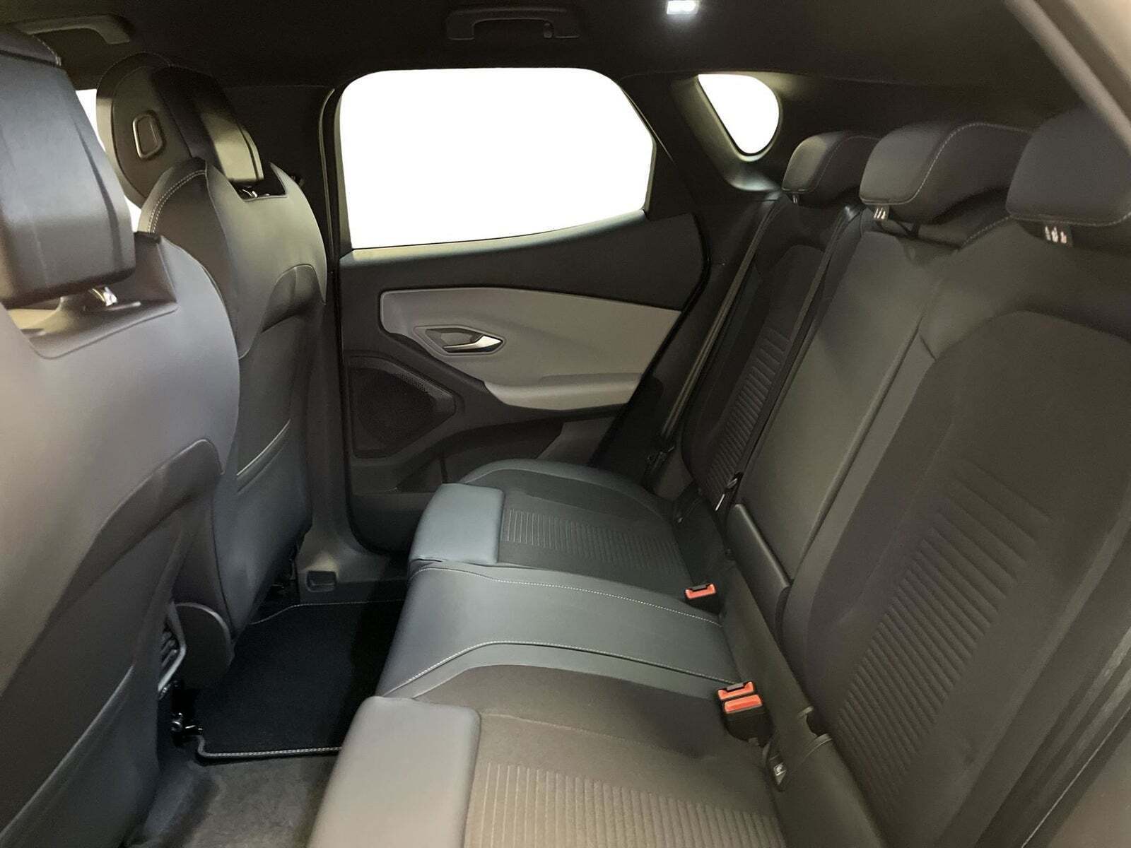 Ford Capri 82 Premium Extended Range