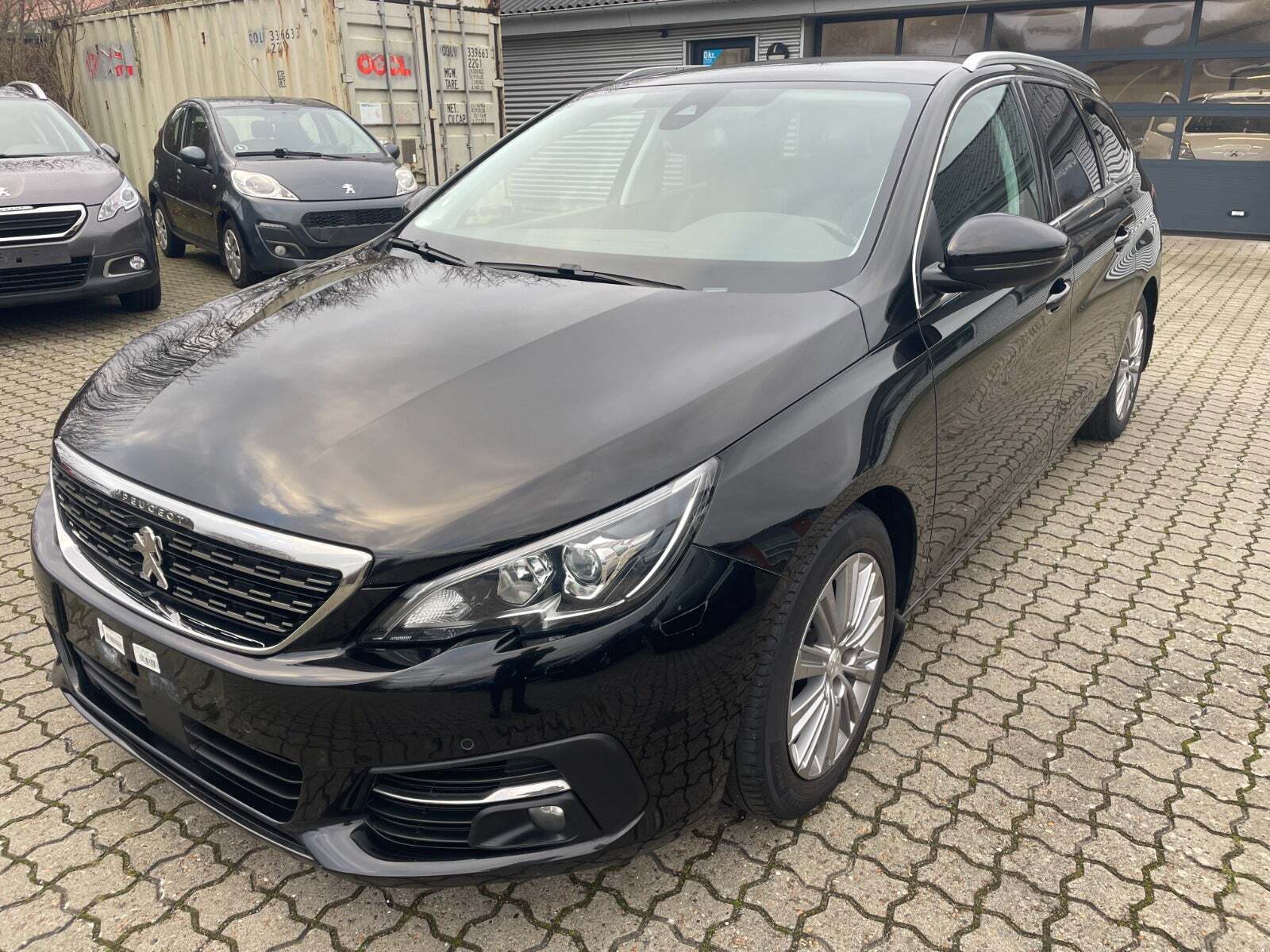 Peugeot 308 1,6 BlueHDi 120 Allure Sky SW EAT6