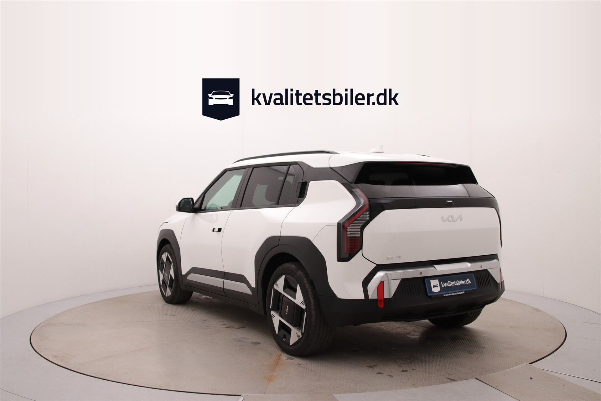Hvid Kia EV3 fra 2025