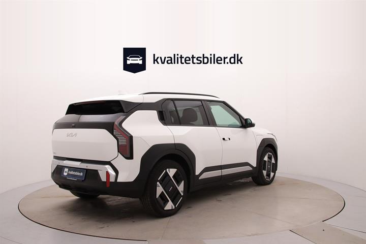 Hvid Kia EV3 fra 2025