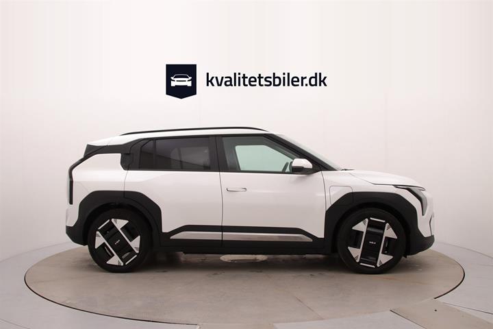 Hvid Kia EV3 fra 2025