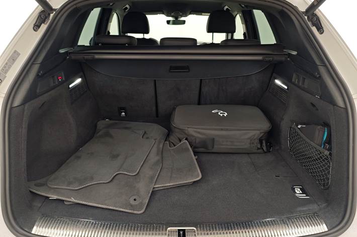 Hvid Audi Q5 fra 2021