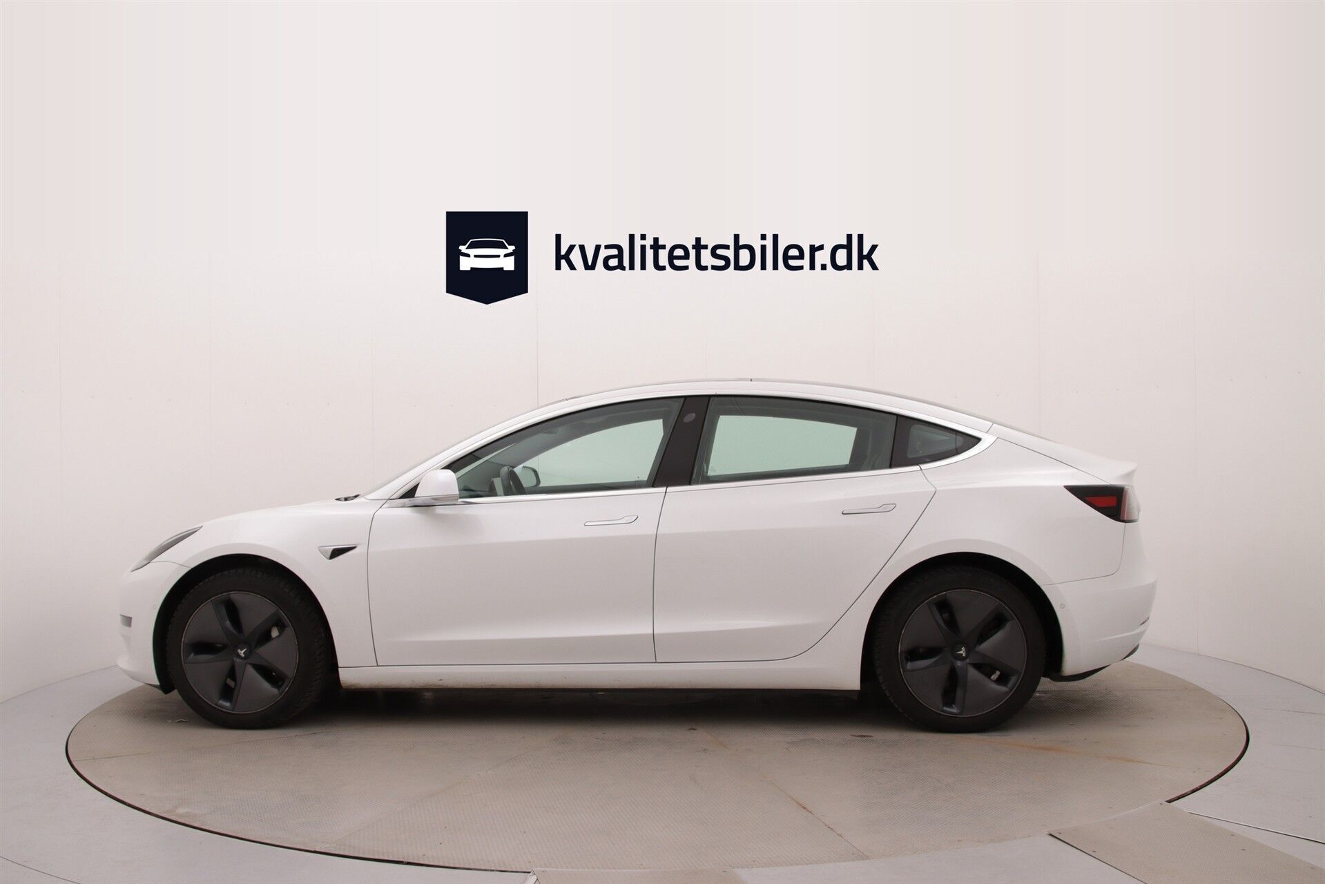 Tesla Model 3 EL Standard Range Plus 306HK Aut.