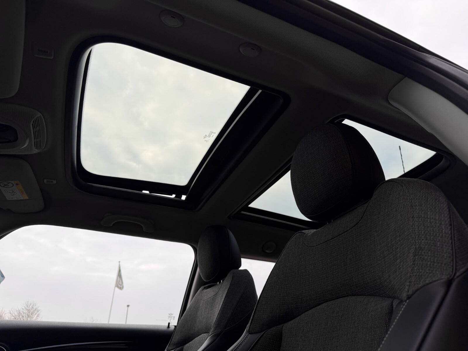 Sort Mini Cooper SE fra 2022