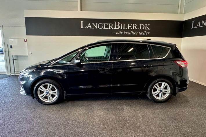 Sort Ford S-MAX fra 2021