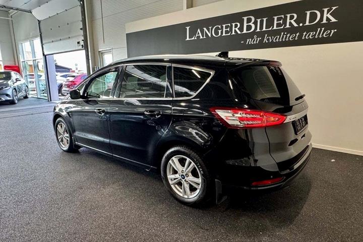 Sort Ford S-MAX fra 2021