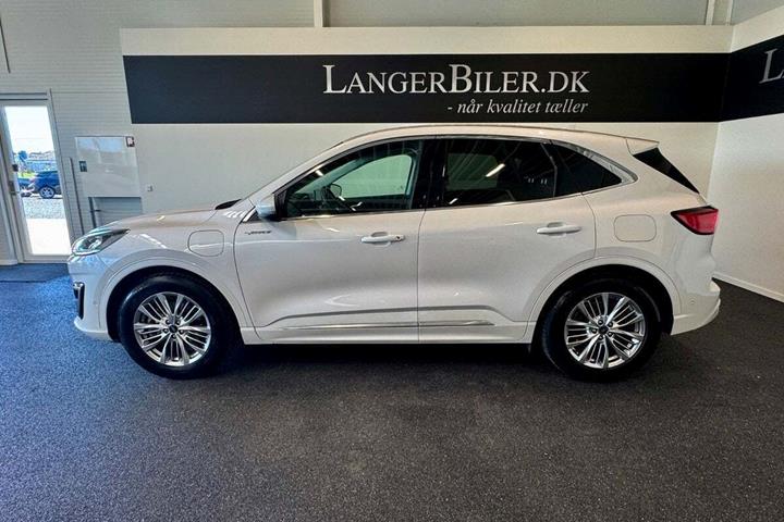 Hvid Ford Kuga fra 2021