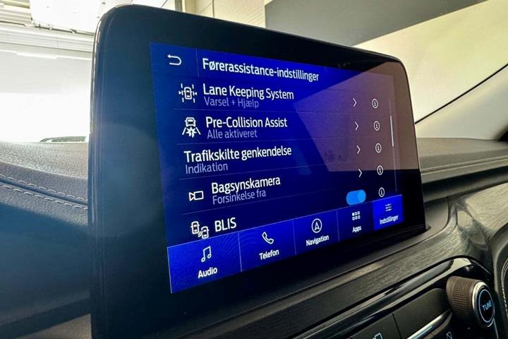 Hvid Ford Kuga fra 2021