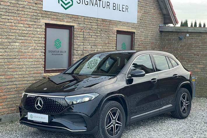 Sort Mercedes EQA250+ fra 2024 set udefra