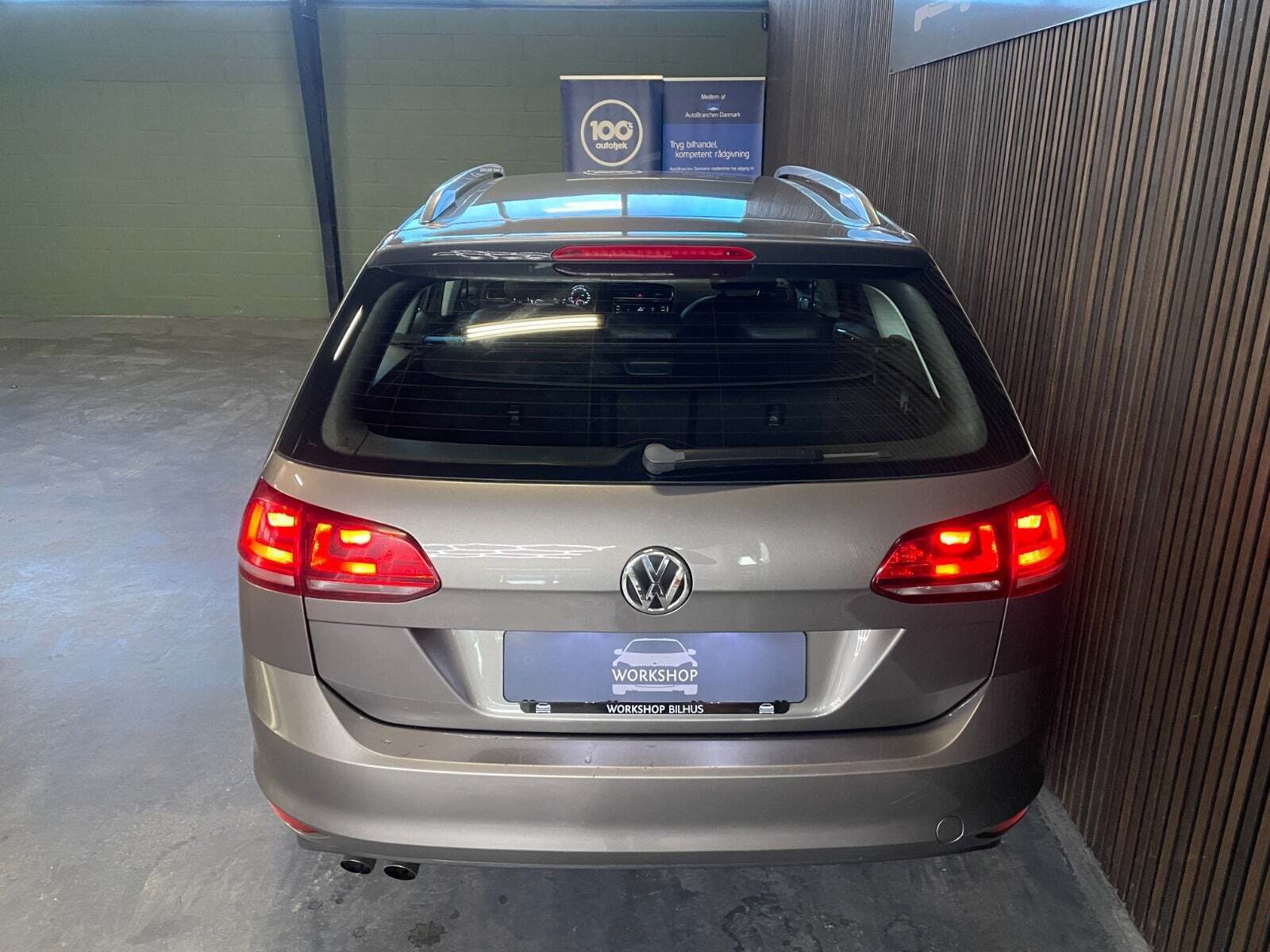 VW Golf VII 2,0 TDi 150 Highline Variant DSG BMT