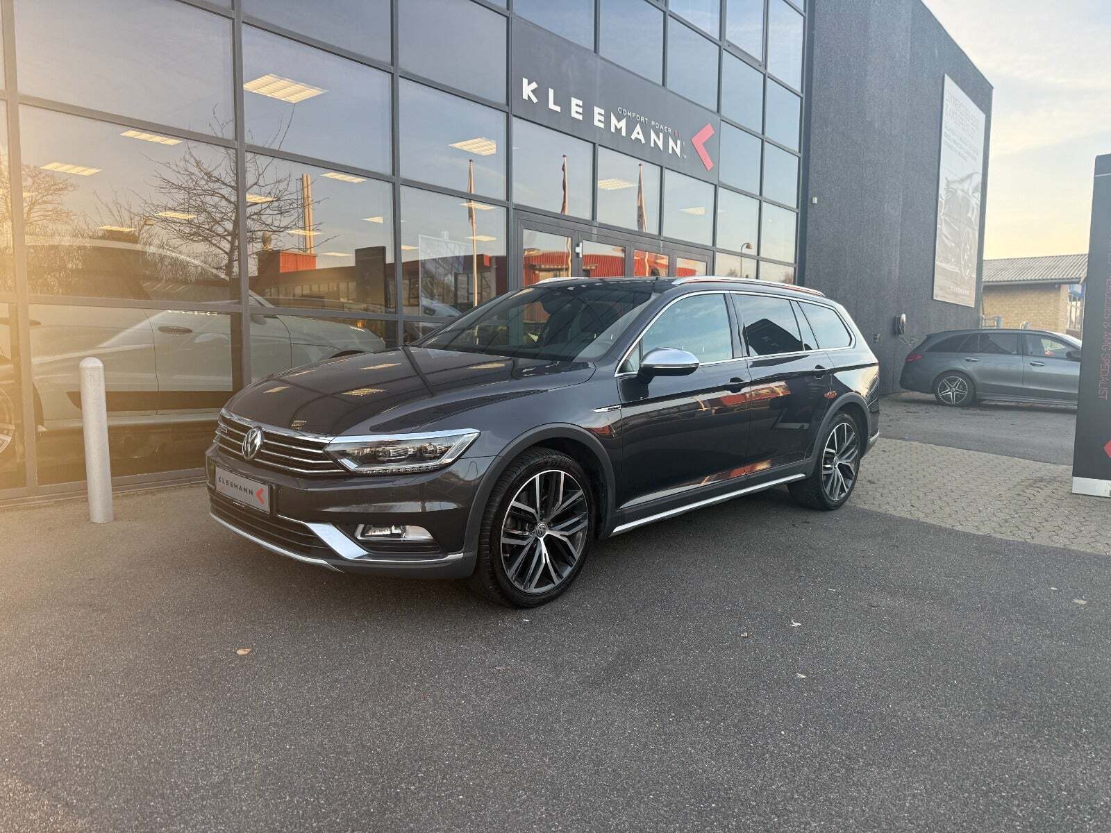 VW Passat 2,0 TSi 272 Edition Variant DSG 4Motion