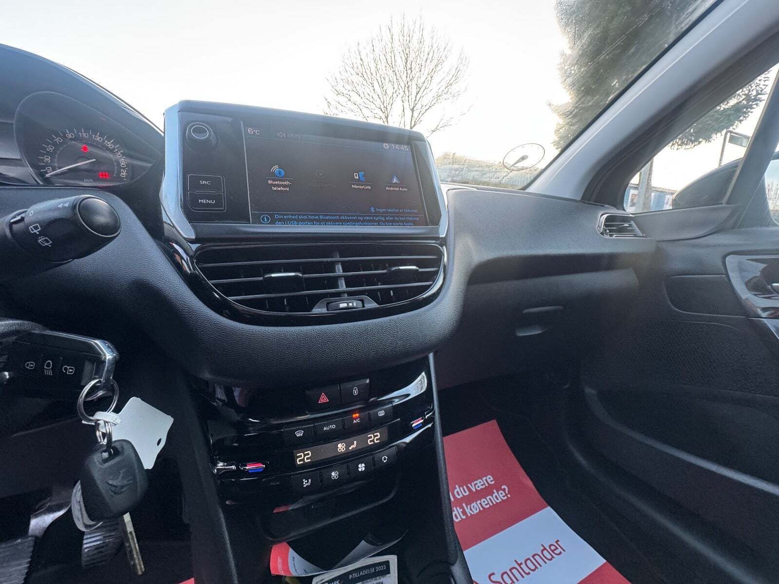 undefined Peugeot 208 fra 2017