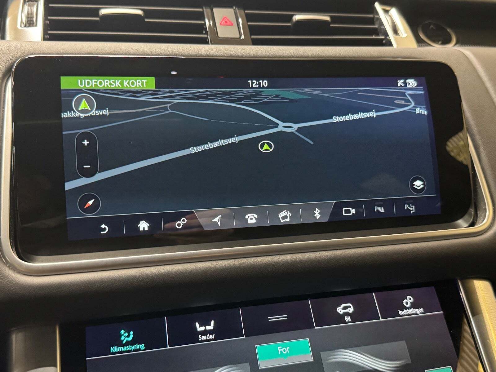 Grå Land Rover Range Rover sport fra 2020