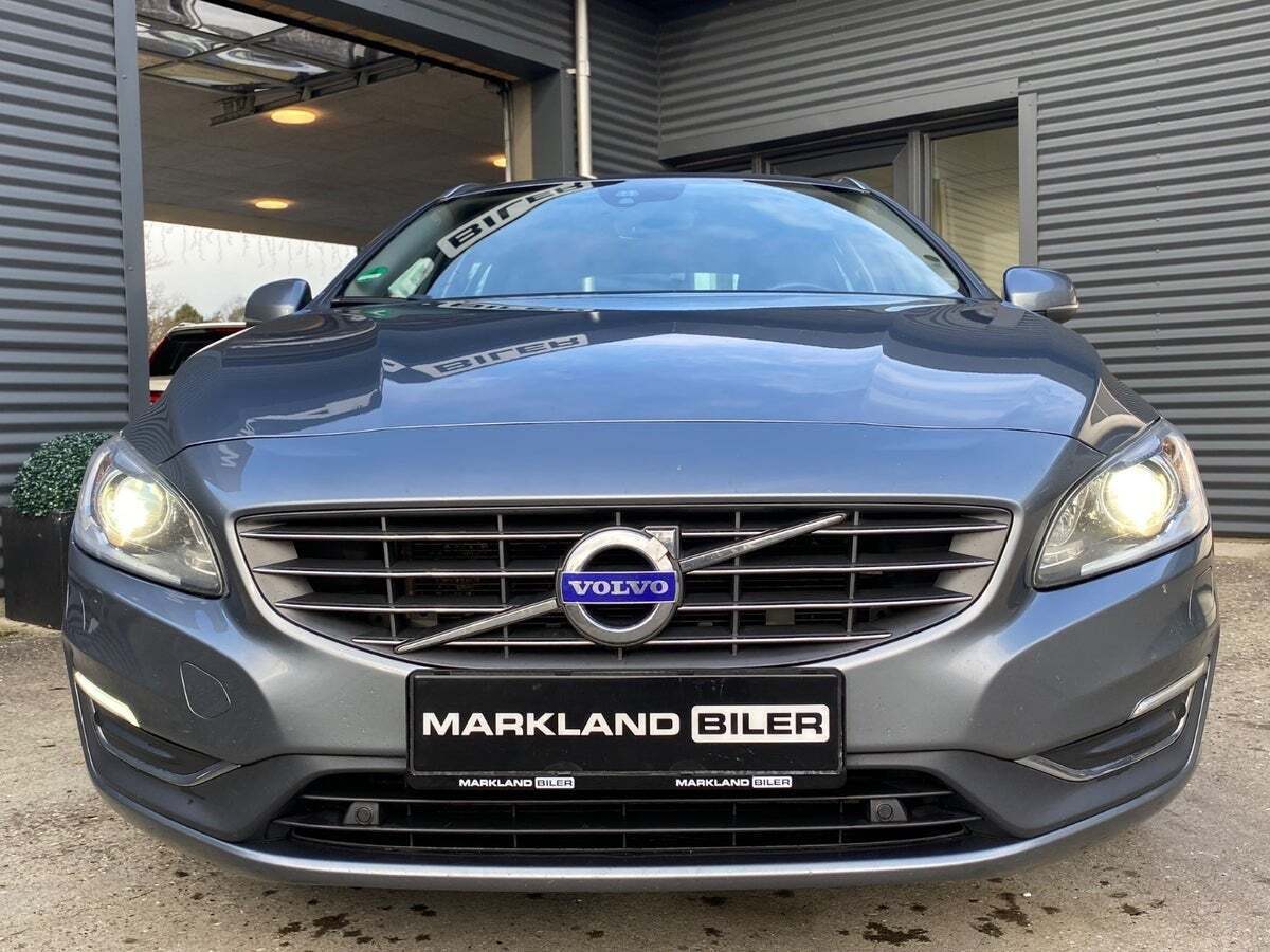 Volvo V60 2,0 D4 190 Summum aut.