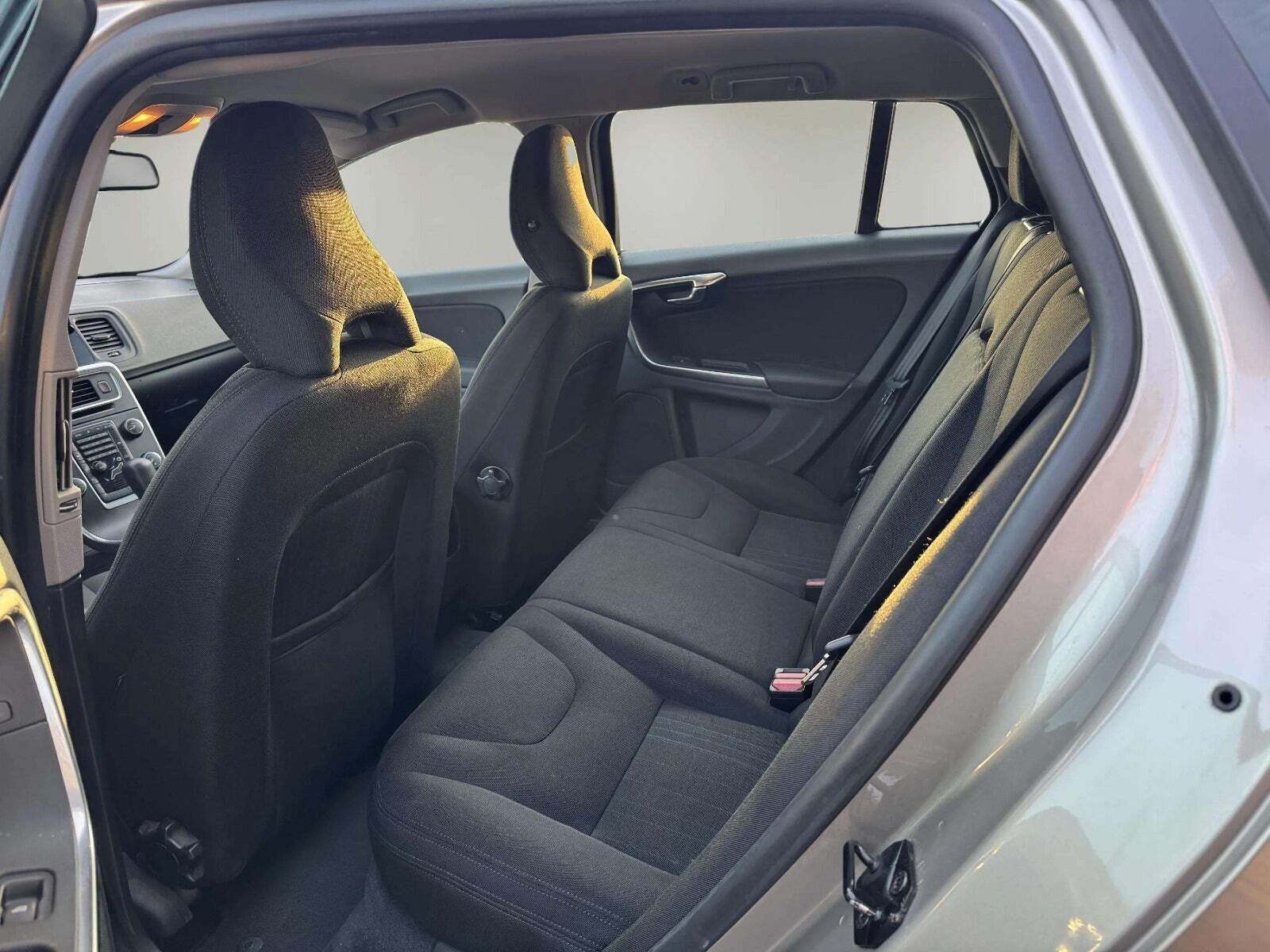 Volvo V60 1,6 T3 150 Kinetic aut.