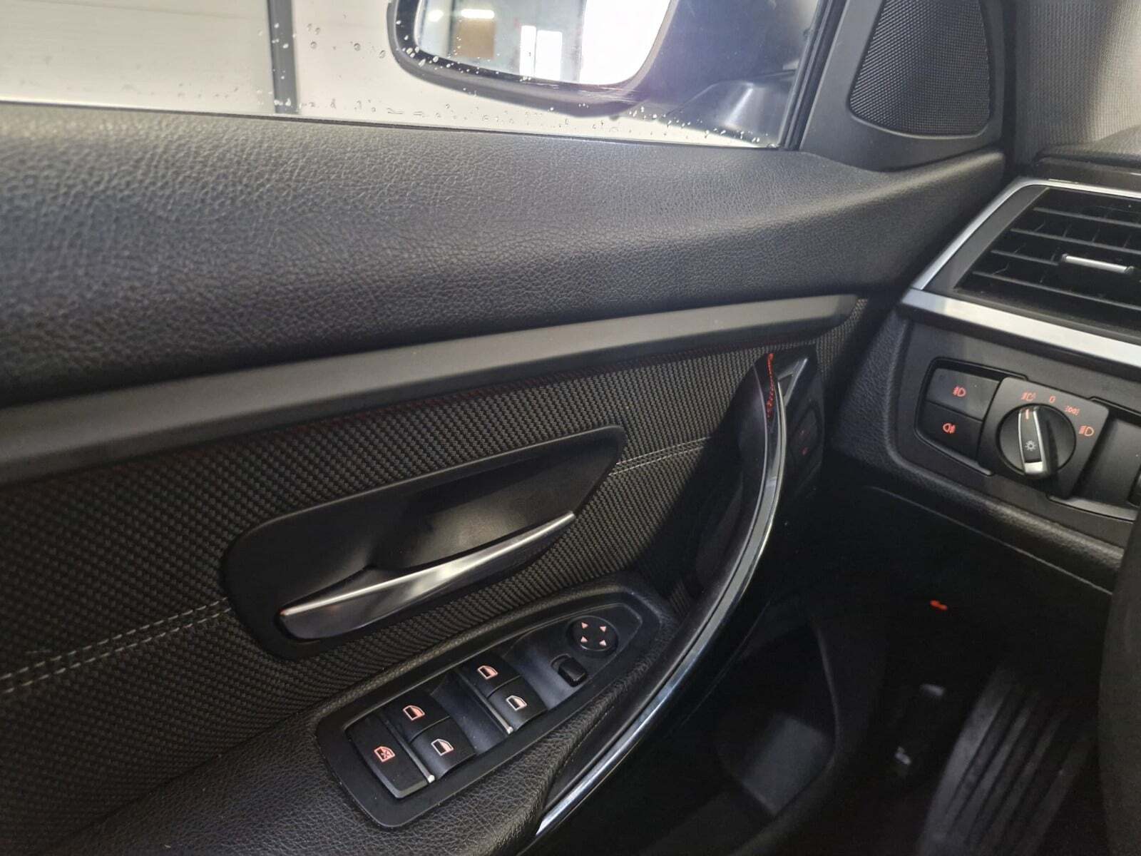 Grå BMW 420i fra 2018