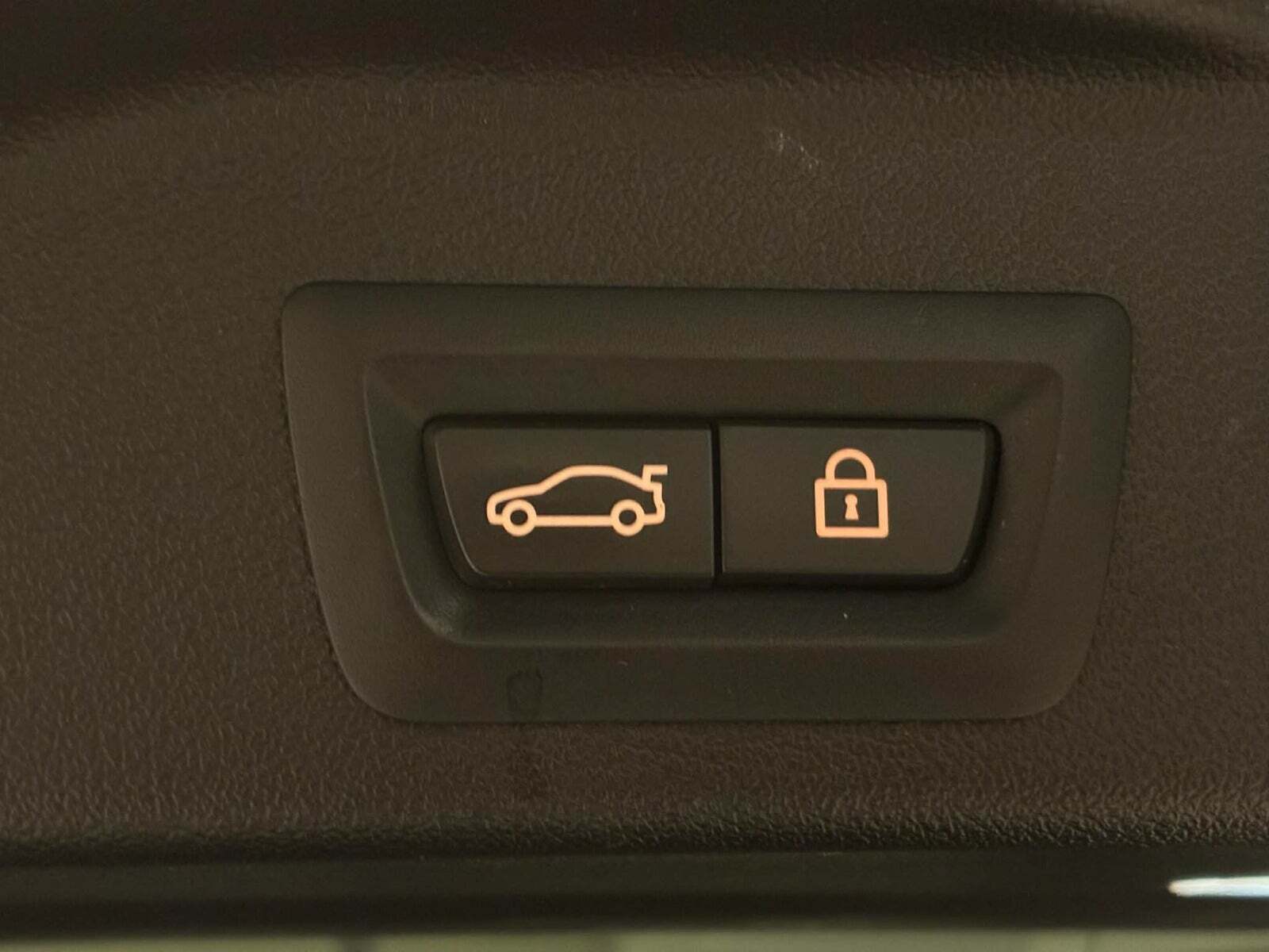 Sort BMW X5 fra 2020