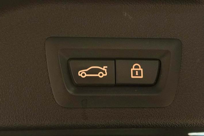 Sort BMW X5 fra 2020