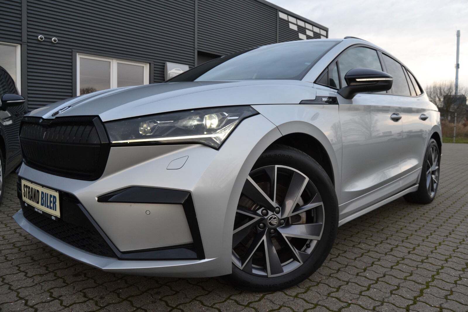 Sølv Skoda Enyaq fra 2021