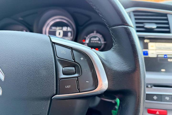 undefined Citroën C4 fra 2015