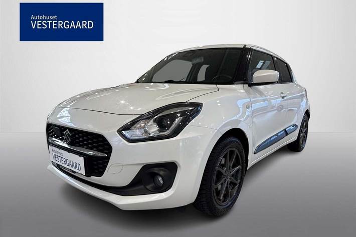 Hvid Suzuki Swift fra 2020 set udefra