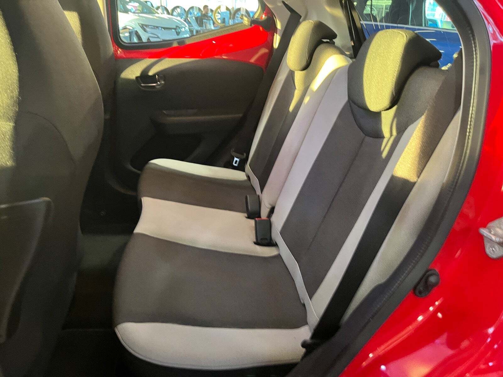 Rød Toyota Aygo fra 2017