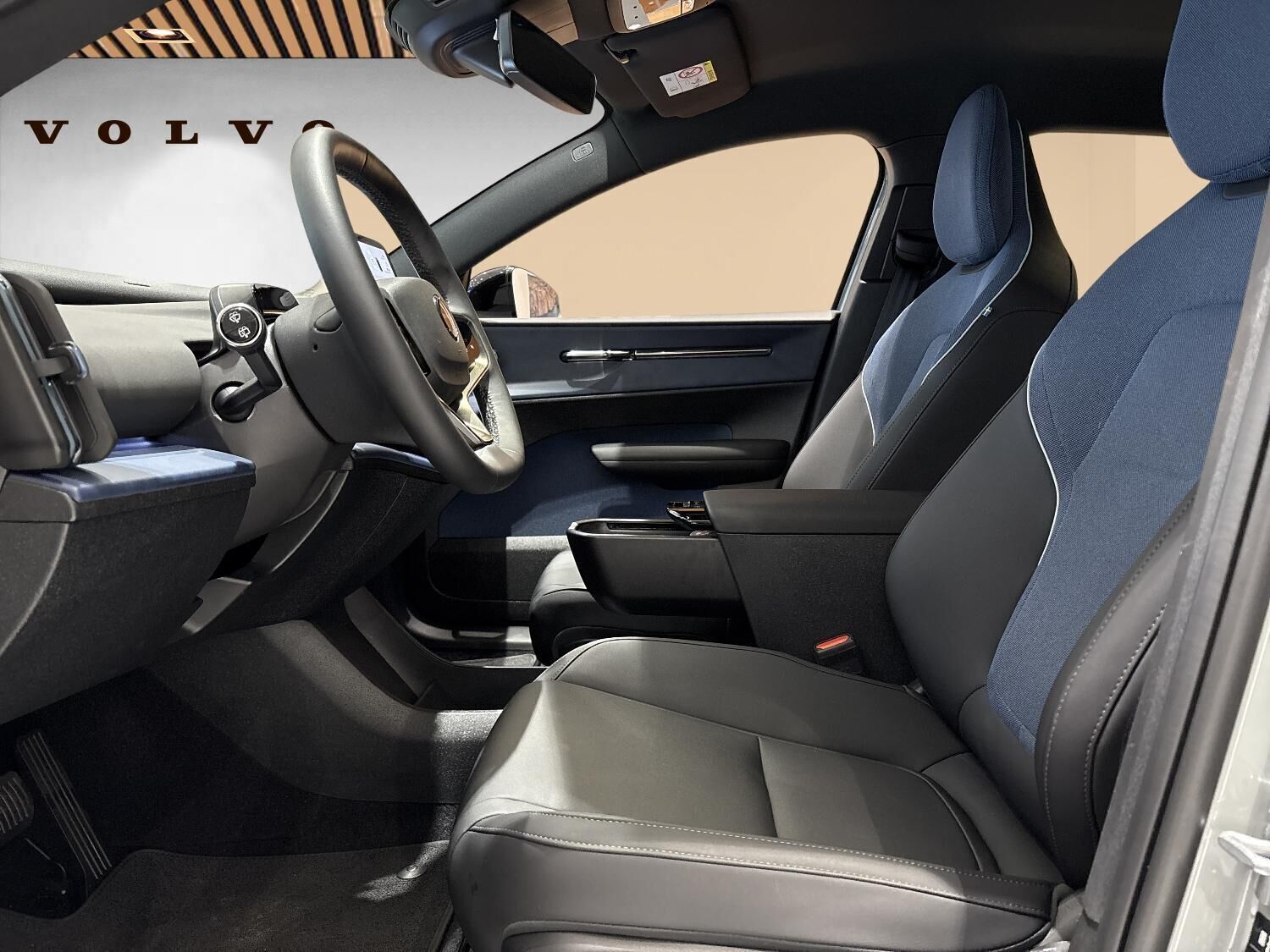 Volvo EX30 Extended Range Plus