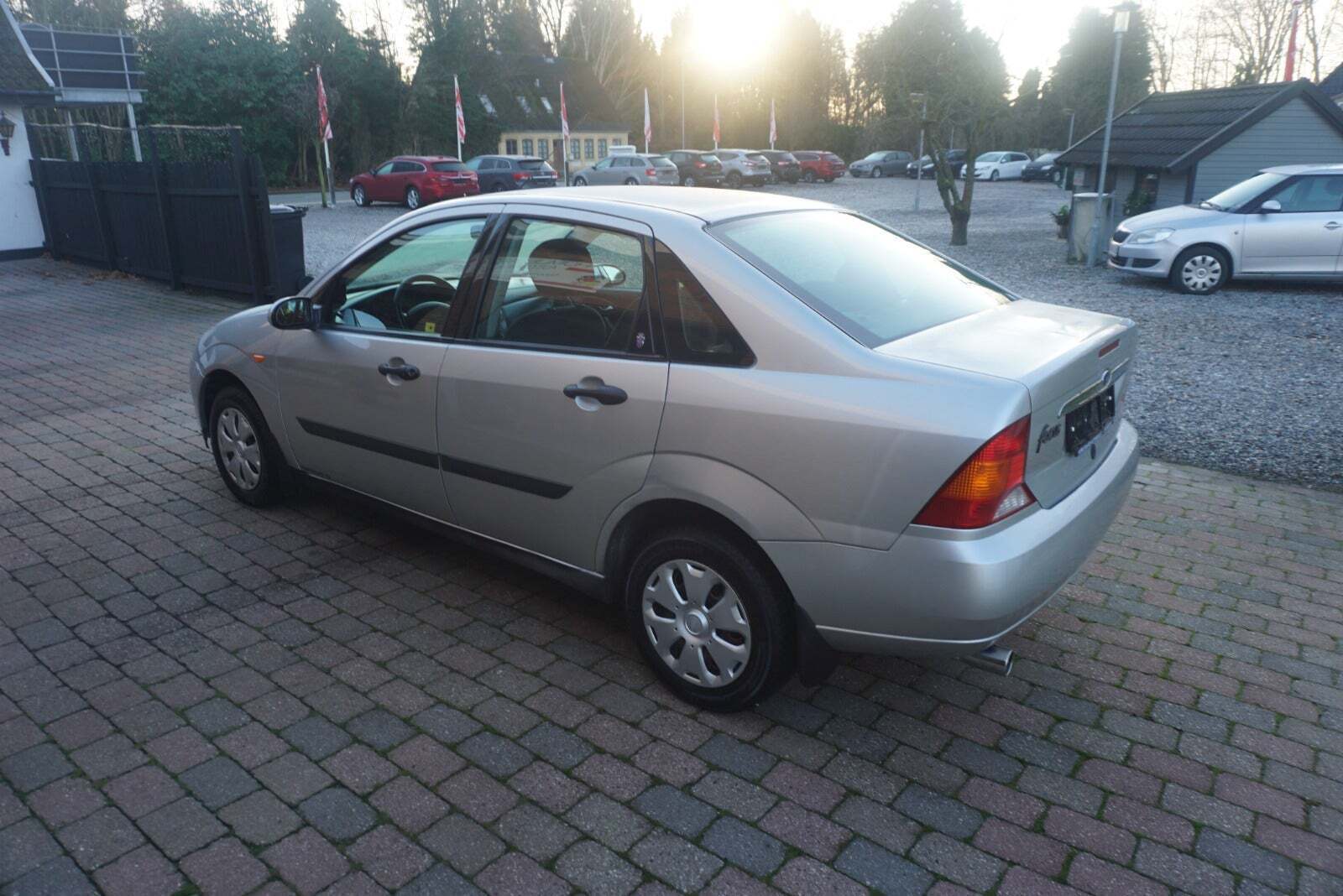 Sølv Ford Focus fra 1999
