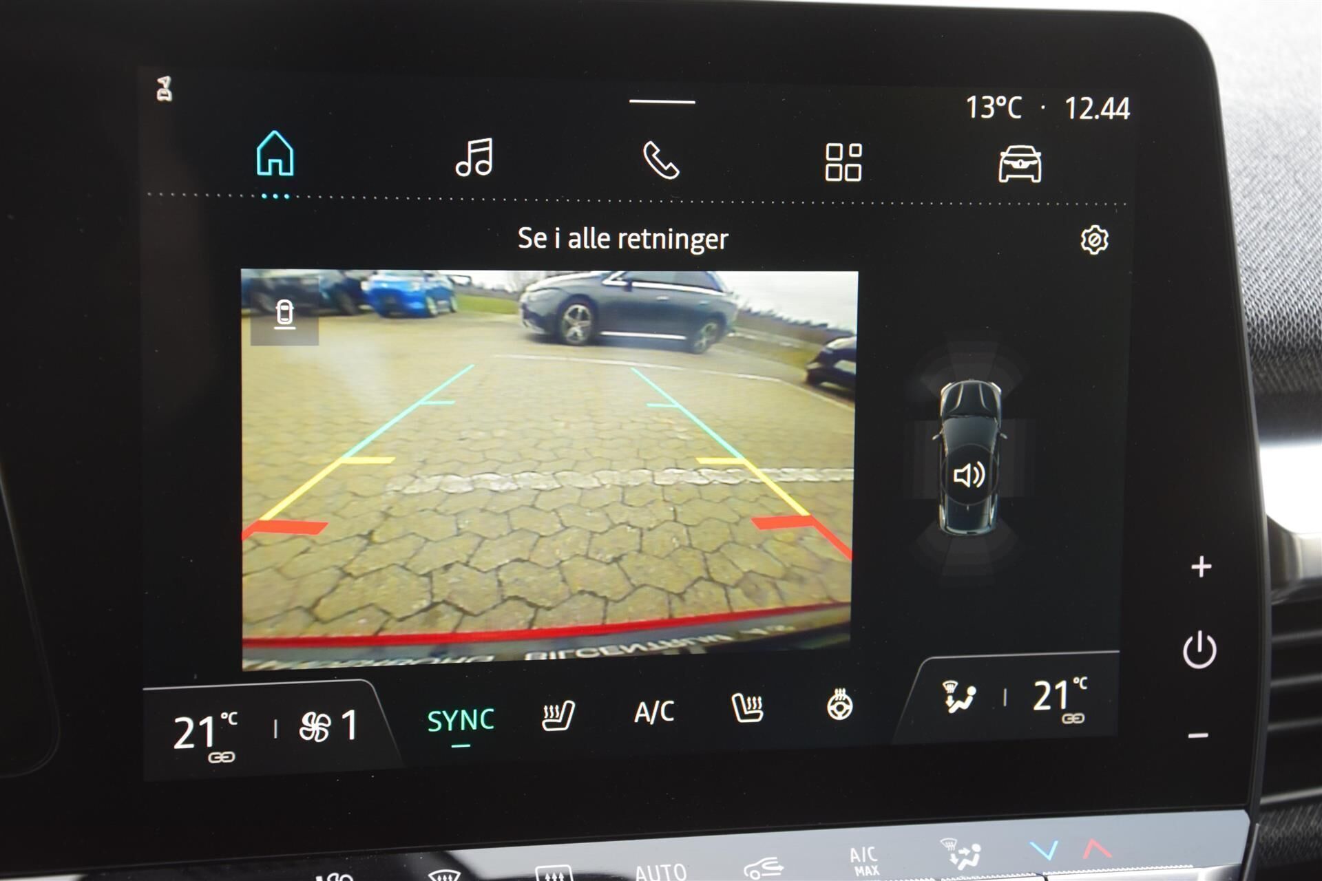 Rød Renault Mégane fra 2023